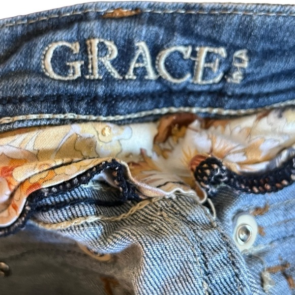 Grace in LA‎ Embellished Jeans - Picture 5 of 7